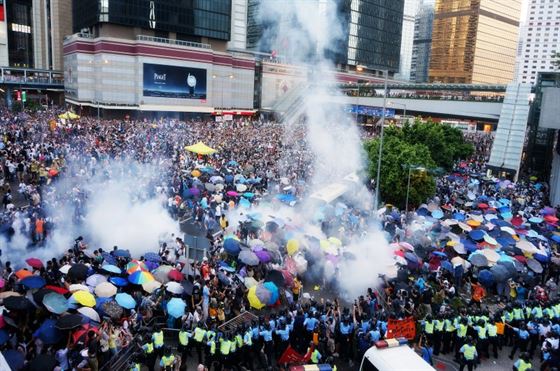 tear_gas_hong_kong-800x531