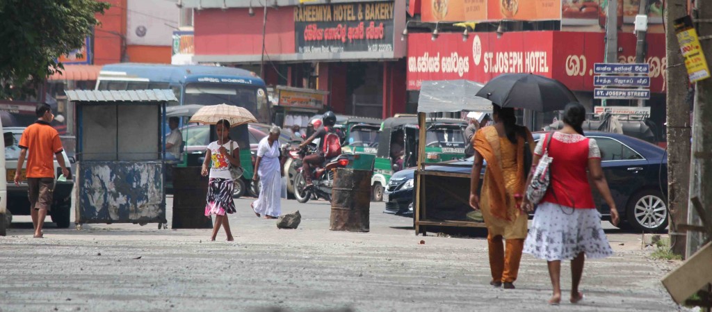 මීගමුව ඩී.එස් .සේනානයක පාර